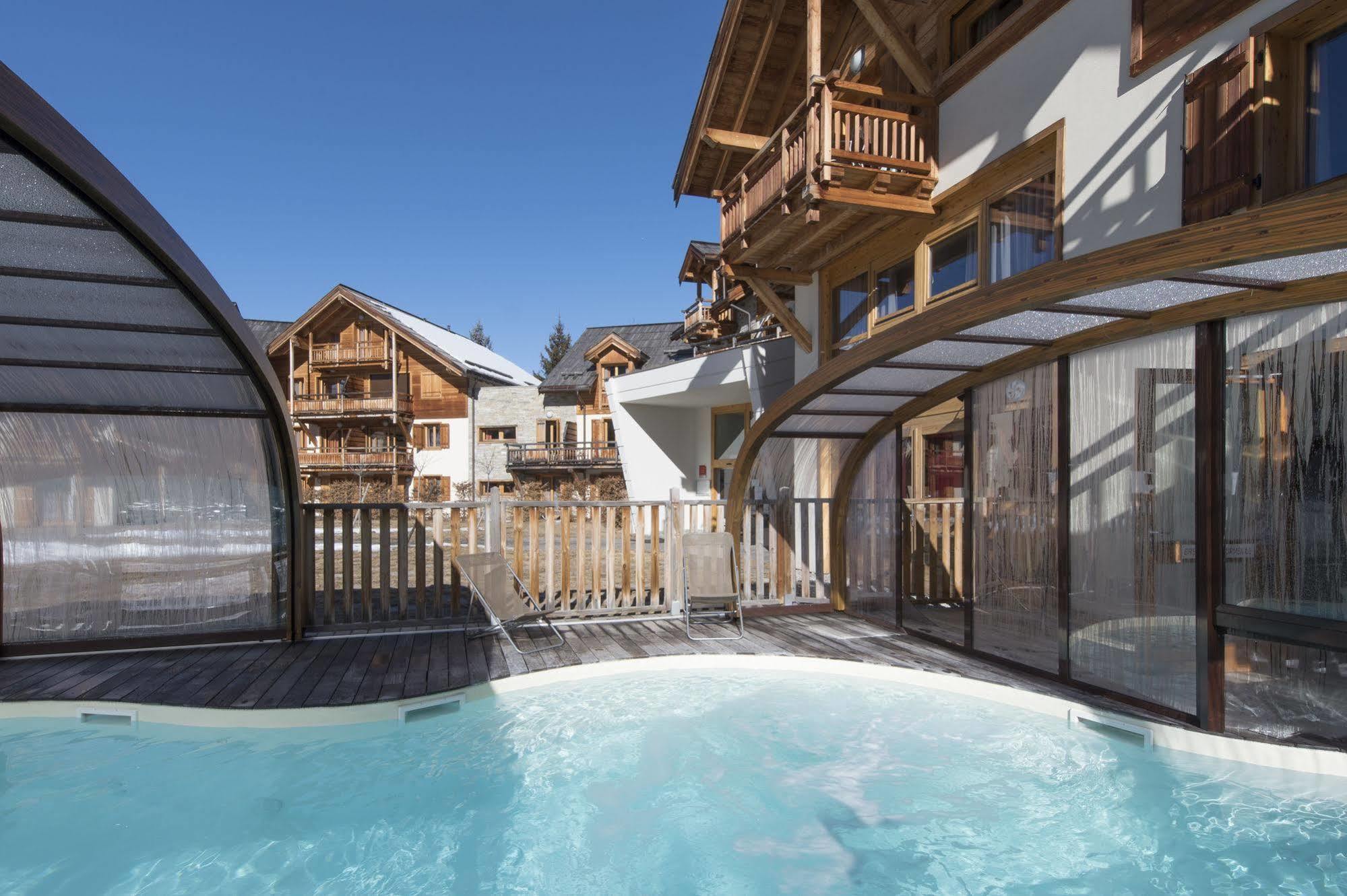 Residence Nemea L'Adret Saint-Chaffrey Exteriör bild
