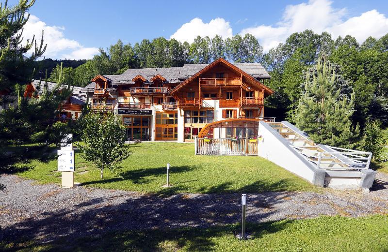 Residence Nemea L'Adret Saint-Chaffrey Exteriör bild