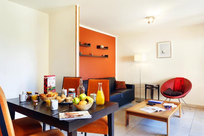 Residence Nemea L'Adret Saint-Chaffrey Exteriör bild